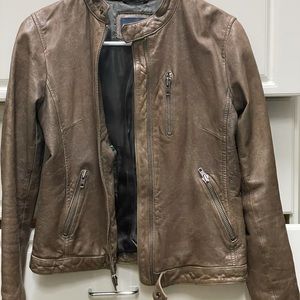Banana Republic soft leather jacket
